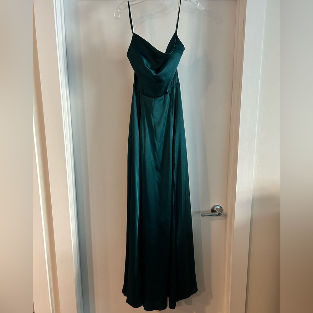 David’s Bridal dress in Emerald color